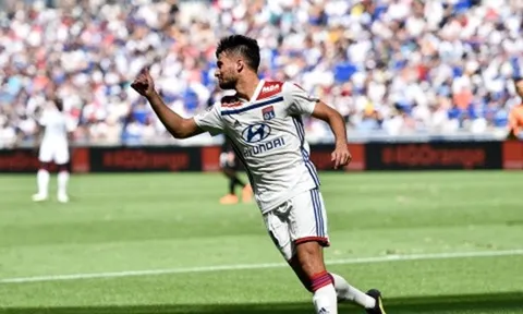 Thay thế Meunier, PSG muốn chiêu mộ hậu vệ phải từ Lyon