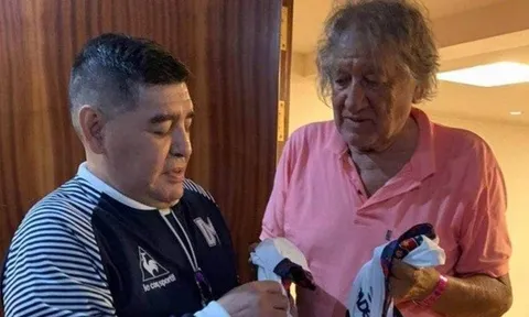Cái chết thương tâm của huyền thoại giỏi hơn Maradona