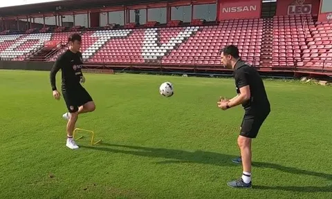 Đã rõ lý do vì sao Văn Lâm dự bị tại Muangthong United