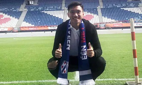 Đã rõ mức lương của Đoàn Văn Hậu ở SC Heerenveen