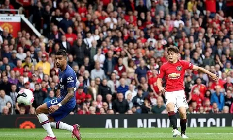 Daniel James chỉ mất 6 phút để ra mắt Man Utd hoàn hảo