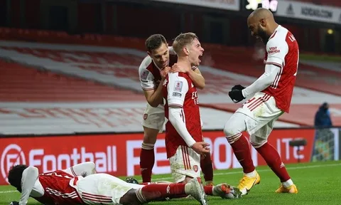 Ngoài Smith Rowe, một sao Arsenal khác cũng xứng đáng nhận MOTM