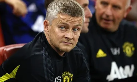 Man Utd 'điên cuồng' thanh lý, đẩy cái tên thứ 4 sang Italia