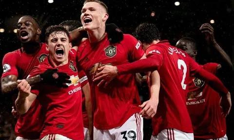 Đây là lúc Man United chẳng cần những bom tấn