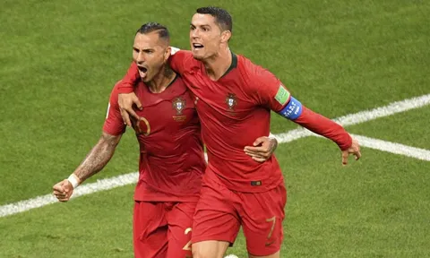 NÓNG! Hà Nội FC suýt nổ bom tấn Ricardo Quaresma