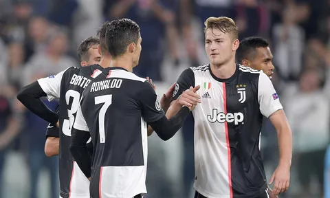 De Ligt: 'Hành động của Ronaldo là một phần lý do khiến tôi chọn Juventus'