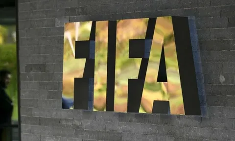 CHÍNH THỨC! FIFA ra thông báo then chốt, bóng đá 'tê liệt' hoàn toàn