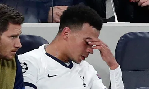 Thua Chelsea, Mourinho lạnh lùng phá vỡ im lặng về việc 'trảm' Alli