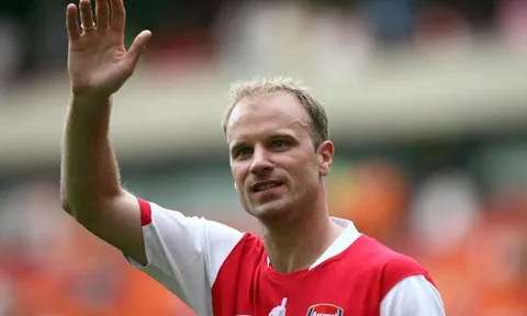 Dennis Bergkamp - hình mẫu của sự hoàn hảo