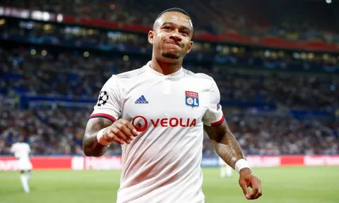 Depay và đồng đội suýt ôm hận vì chân sút từng lập cú đúp trước Việt Nam