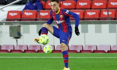 Koeman chỉ rõ điều 'cơn lốc đường biên' của Barca cần cải thiện