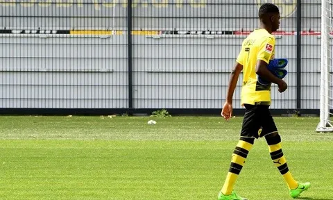 Vì 1 điều này, Klopp hãy quên ''hàng Barca'' đi