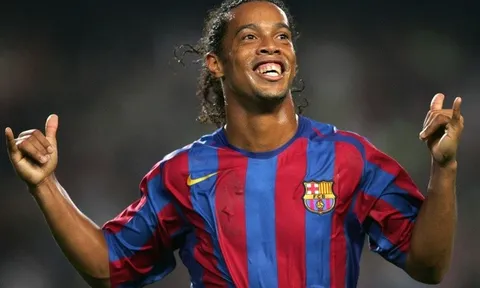 ĐH xuất sắc nhất của Ronaldinho: Vắng bóng R10, CR7 mất dạng