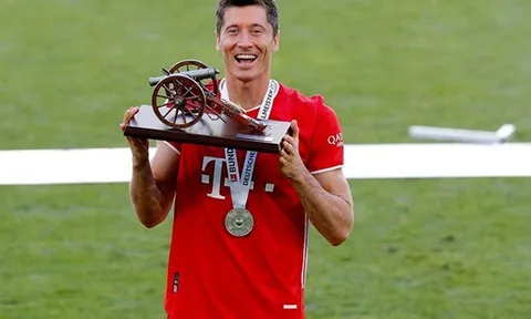 ĐHTB Bundesliga 2019/20: Sự thống trị của Bayern Munich