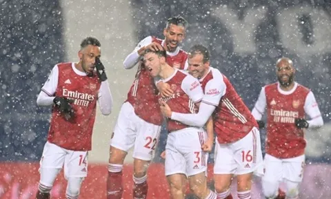 ĐHTB vòng 17 EPL: Chỉ 1 sao Man Utd góp mặt; Arsenal 'chiếm sóng'
