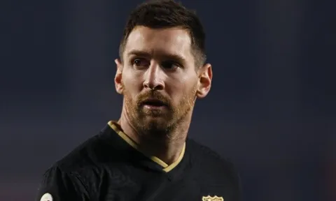 Di Maria công khai chèo kéo Messi, Pique nói 4 câu