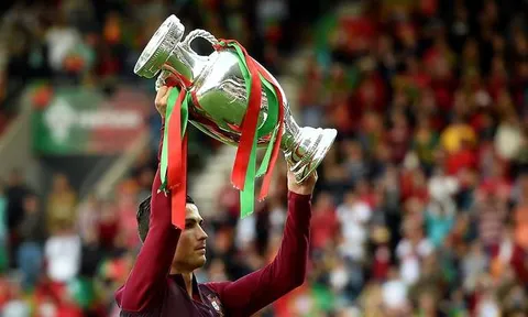 Đi vào lịch sử bóng đá châu Âu, Ronaldo nói gì?