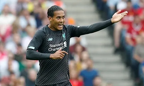 Điểm nhấn Liverpool 0-3 Napoli: Đấu Man City bằng niềm tin?