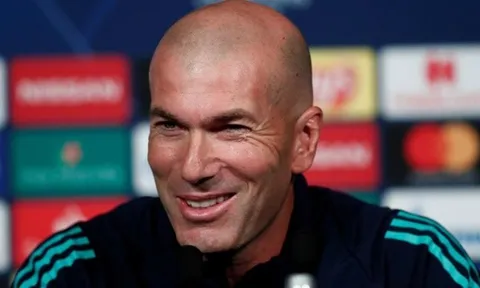 Diễn biến mới nhất! Perez chỉ đích danh kẻ thay thế Zidane