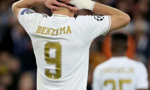 Điều "khủng khiếp" gì đang xảy ra với Karim Benzema?