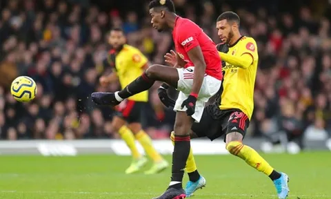Pogba sát cánh với Fernandes được không? Berbatov đã có đáp án