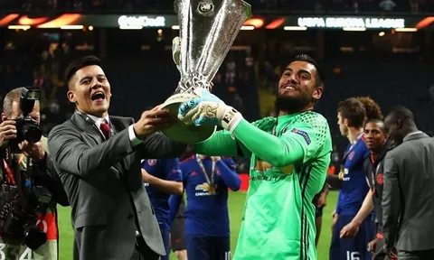 Đoạn kết buồn cho 2 người Argentina tại Man Utd
