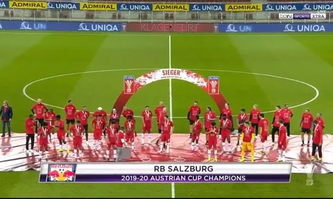 Đội bóng cũ của Haaland làm hình mẫu ăn mừng chức vô địch cho Liverpool