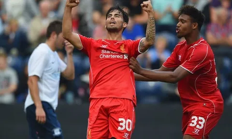Đội hình các sao thành danh từ lò Liverpool: Sterling kề vai 2 'thảm họa'