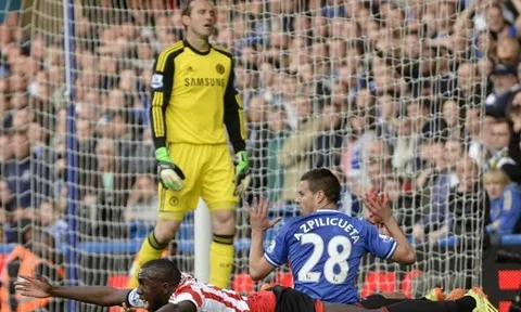 Đội hình Sunderland từng làm Chelsea và Mourinho 'khóc hận' giờ ra sao?