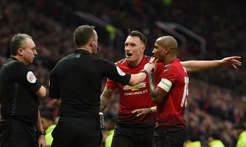 Đội hình tệ hại nhất của tờ Marca: 3 ngôi sao Man Utd góp mặt