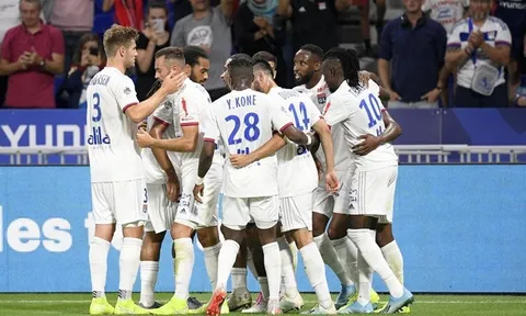 Đội hình tiêu biểu vòng 2 Ligue 1: Lyon áp đảo, vắng bóng PSG