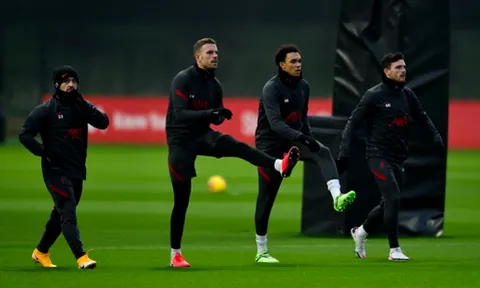 Đón cú hích cực lớn, Liverpool sẵn sàng kéo M.U trở lại mặt đất