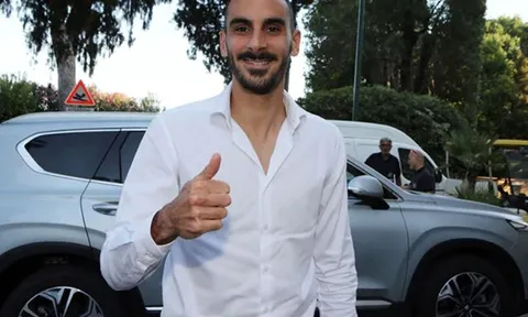 Đón cựu hậu vệ Chelsea, hàng phòng ngự AS Roma dần được định hình