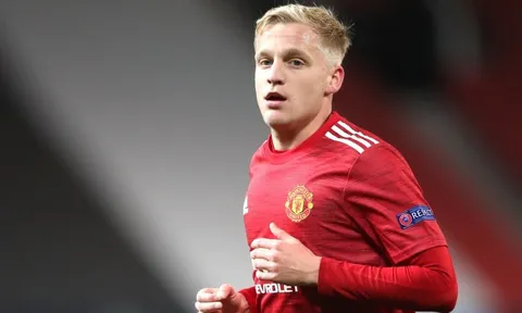 Bị Solsa thất sủng, Van de Beek chốt tương lai đầy quyết đoán