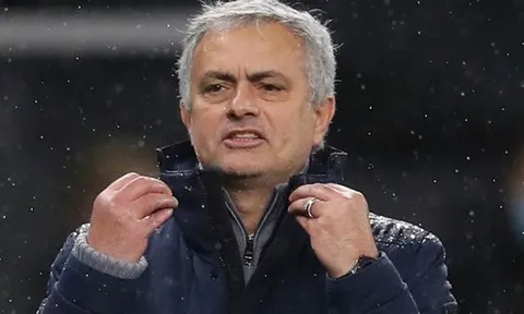 Drogba muốn xử sao Chelsea, Mourinho bảo chờ tuần sau