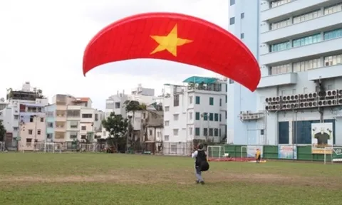 Thành lập Liên đoàn dù lượn thể thao TP.HCM: Sân chơi mới cho ai mơ chinh phục bầu trời