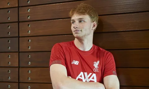 Dùng cả 2 tân binh, Liverpool đá với Napoli bằng đội hình nào?