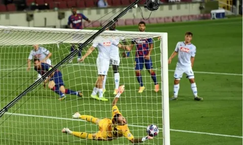 Messi bùng cháy, Barca nhấn chìm đối thủ tại Camp Nou