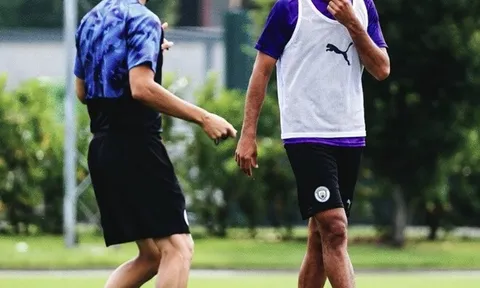 "Đúng, thời gian đầu tôi có chút lo lắng khi gặp Pep Guardiola"