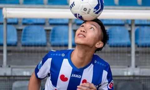 "Được đi châu Âu, Văn Hậu đã khác biệt phần còn lại của Đông Nam Á"