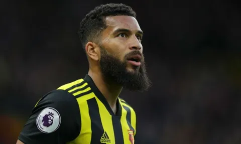4 tin tức đặc biệt trong làng bóng đá Anh: Lộ danh tính cầu thủ mắc COVID-19; Man Utd gặp họa lớn!