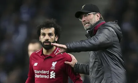 "Đến Real hay Barca làm gì, tương lai cậu ấy là ở Liverpool"
