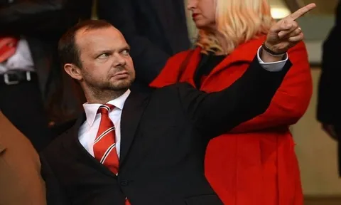 Ed Woodward ra tuyên bố chủ chốt, Man Utd chuẩn bị "nhuộm đỏ trời Âu"?