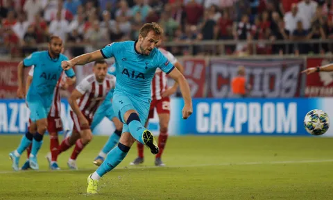 Harry Kane chỉ kém 2 huyền thoại về thời gian cán mốc 15 bàn ở C1