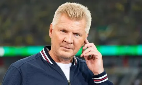 Effenberg nói một điều cực gắt về đội hình của Bayern đang có
