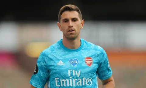 Emiliano Martinez chỉ ra 2 ngôi sao sẽ đạt đẳng cấp thế giới tại Arsenal