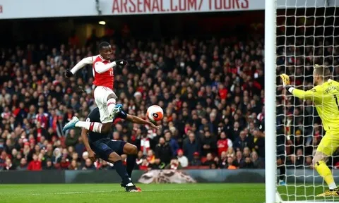 Nketiah và Saka làm điều Arsenal không thể làm từ năm 2008