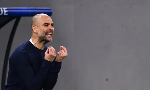 Man City buông xuôi, 'báu vật' ký hợp đồng 5 năm với Barcelona