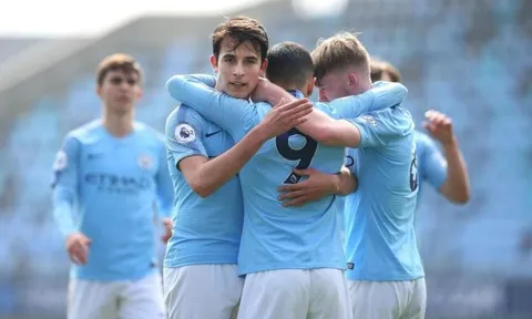 XONG! Pep xác nhận, sao Man City rời Etihad chuẩn bị tới Barca