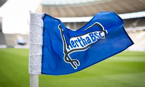 CHÍNH THỨC! Ca nhiễm COVID-19 thứ 2 tại Bundesliga, 'toang' luôn cả đội